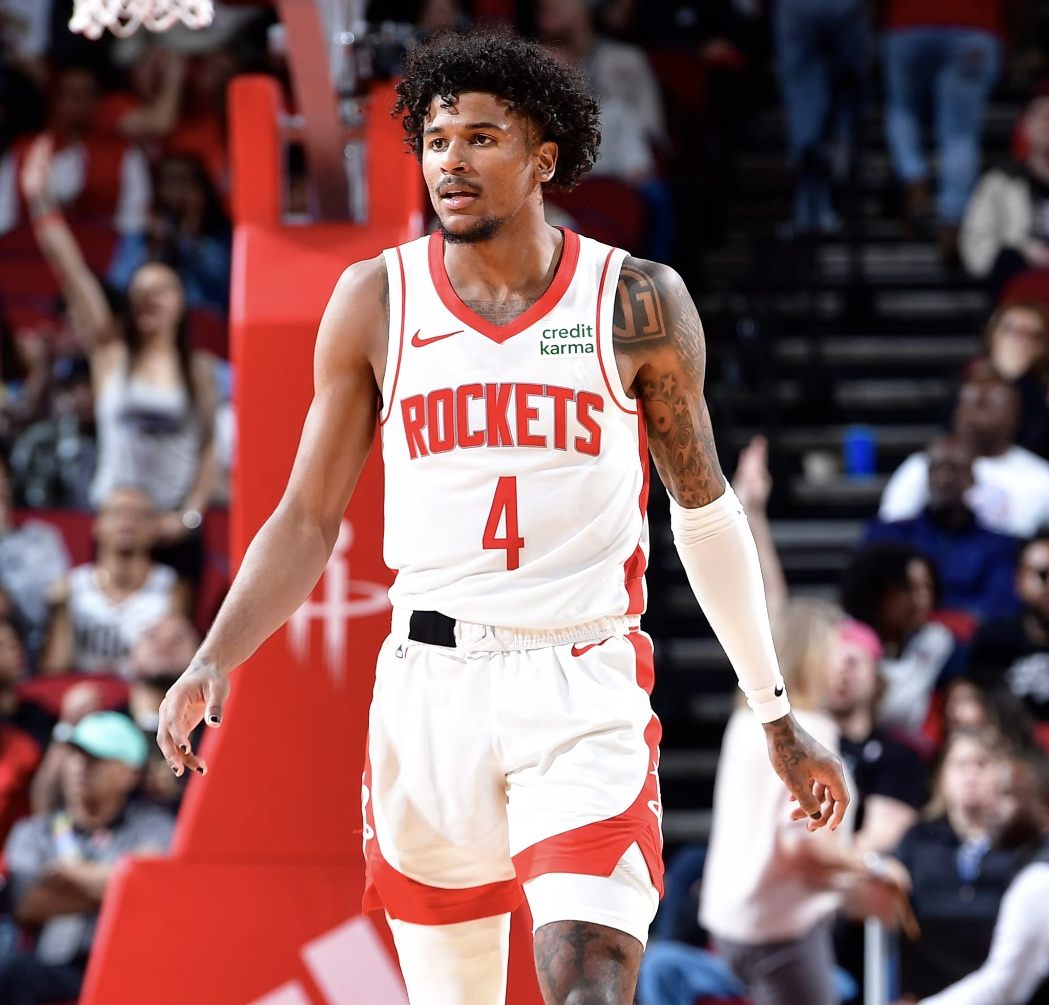 爵士队球员互相支持信心大增的简单介绍