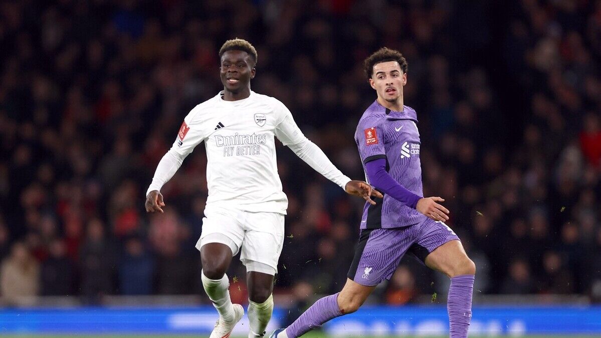 利物浦惊险晋级，胜出四强