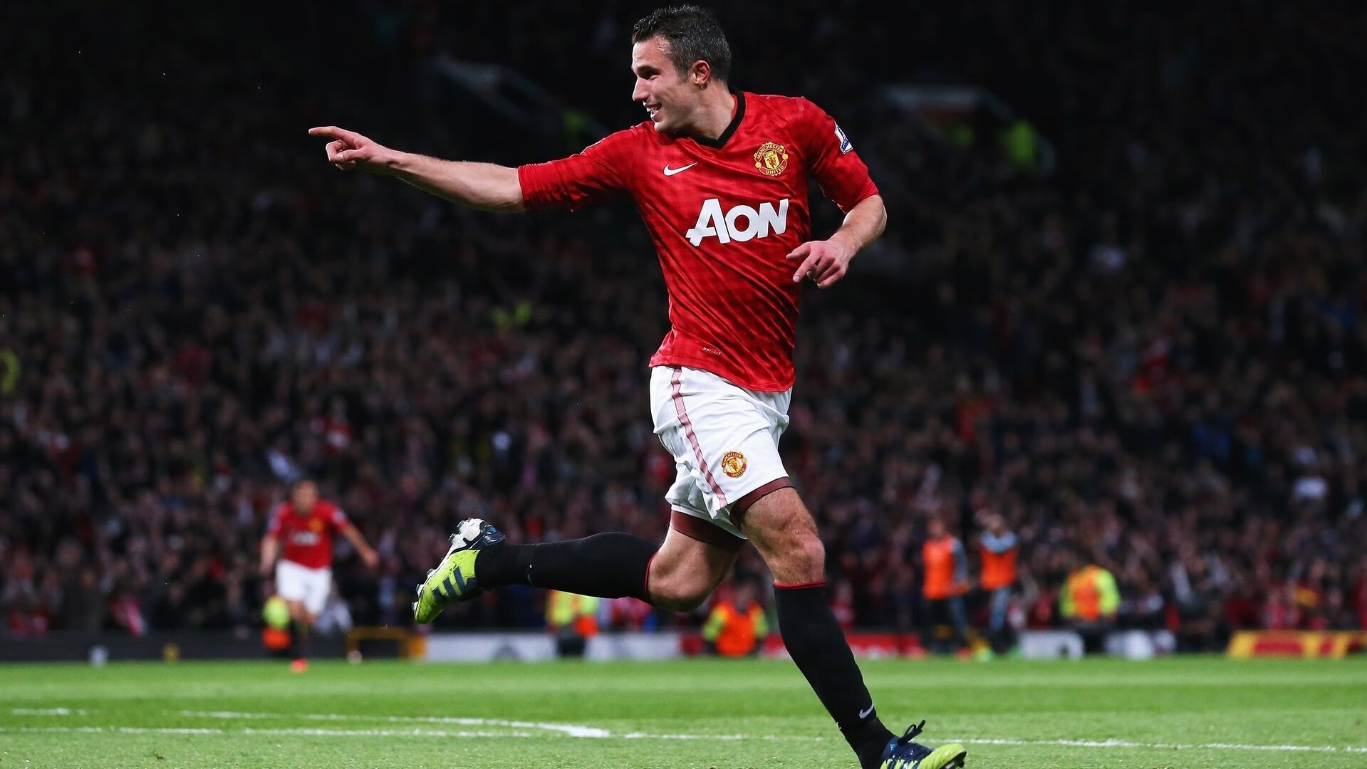 英超争冠焦点战，中国掀翻亚特兰大，一场跨越时空的体育对话